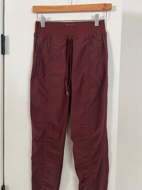 Athleta attitude pant size 0